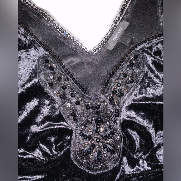 EUC Black velvet V-hem peplum babydoll tank with beading. Sz small by Express. - Picture 3 of 6